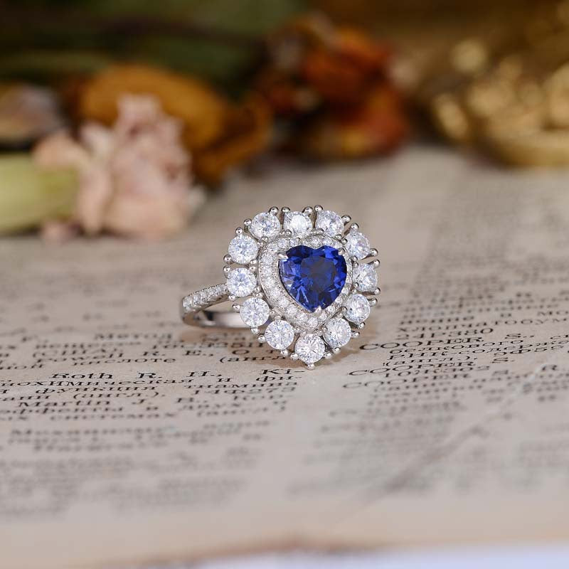 Laboratory grade cultivated sapphire royal blue heart-shaped 7 * 7mm high-end jewelry ring