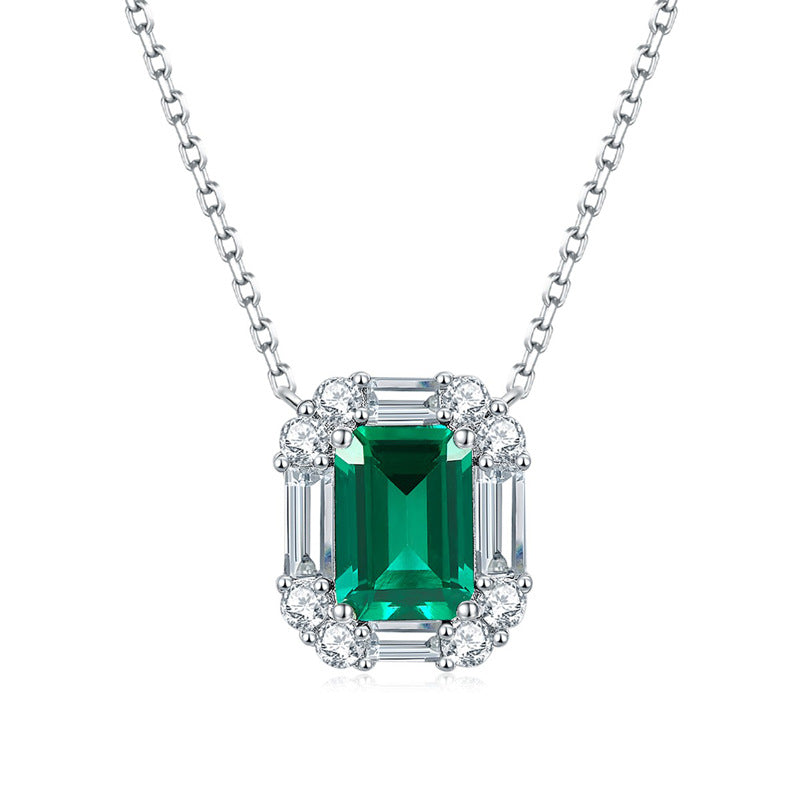 Artistic retro style cultivated emerald square diamond pendant, S925 pure silver plated with 18k gold material Nurture Grandmother Emerald 2ct