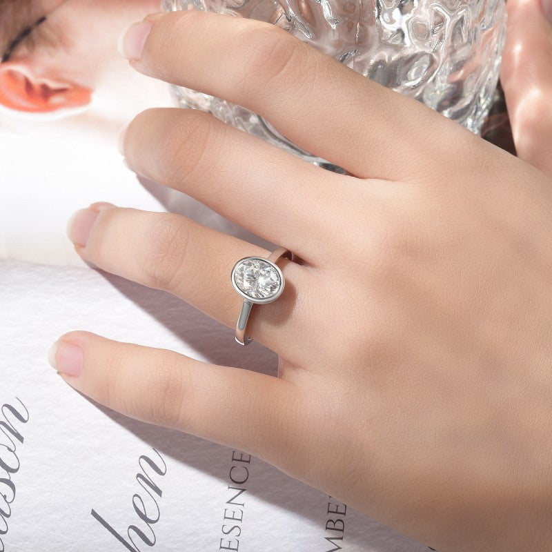 Classic oval 2-carat 7 * 9mm egg shaped moissanite women's engagement ring S925 silver gold-plated material