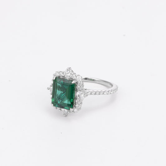 Vintage palace style cultivated colorful treasure 4-carat emerald ring wedding anniversary gift, laboratory grade cultivated emerald ring